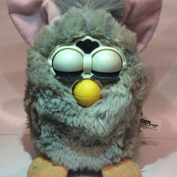 Rare Vintage 1998 Furby Electronic Stuffed Animal!