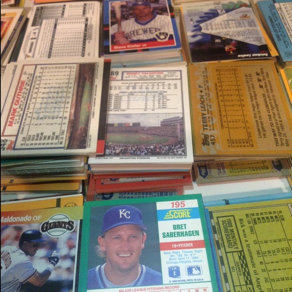 HUGE Estate 3000+ Unsearched Baseball Cards- Rare Cards Possible