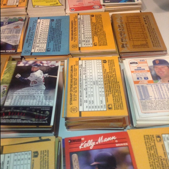 HUGE Estate 3000+ Unsearched Baseball Cards- Rare Cards Possible