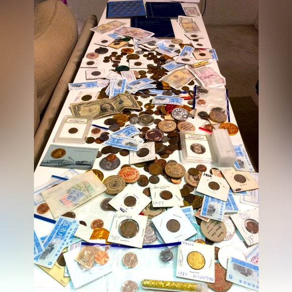 Huge Old US Coins &amp; Currency Collection- Ranges From The 1800’s to Mid 2000s