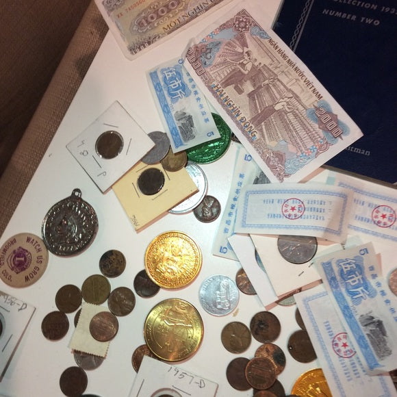 Huge Old US Coins &amp; Currency Collection- Ranges From The 1800’s to Mid 2000s